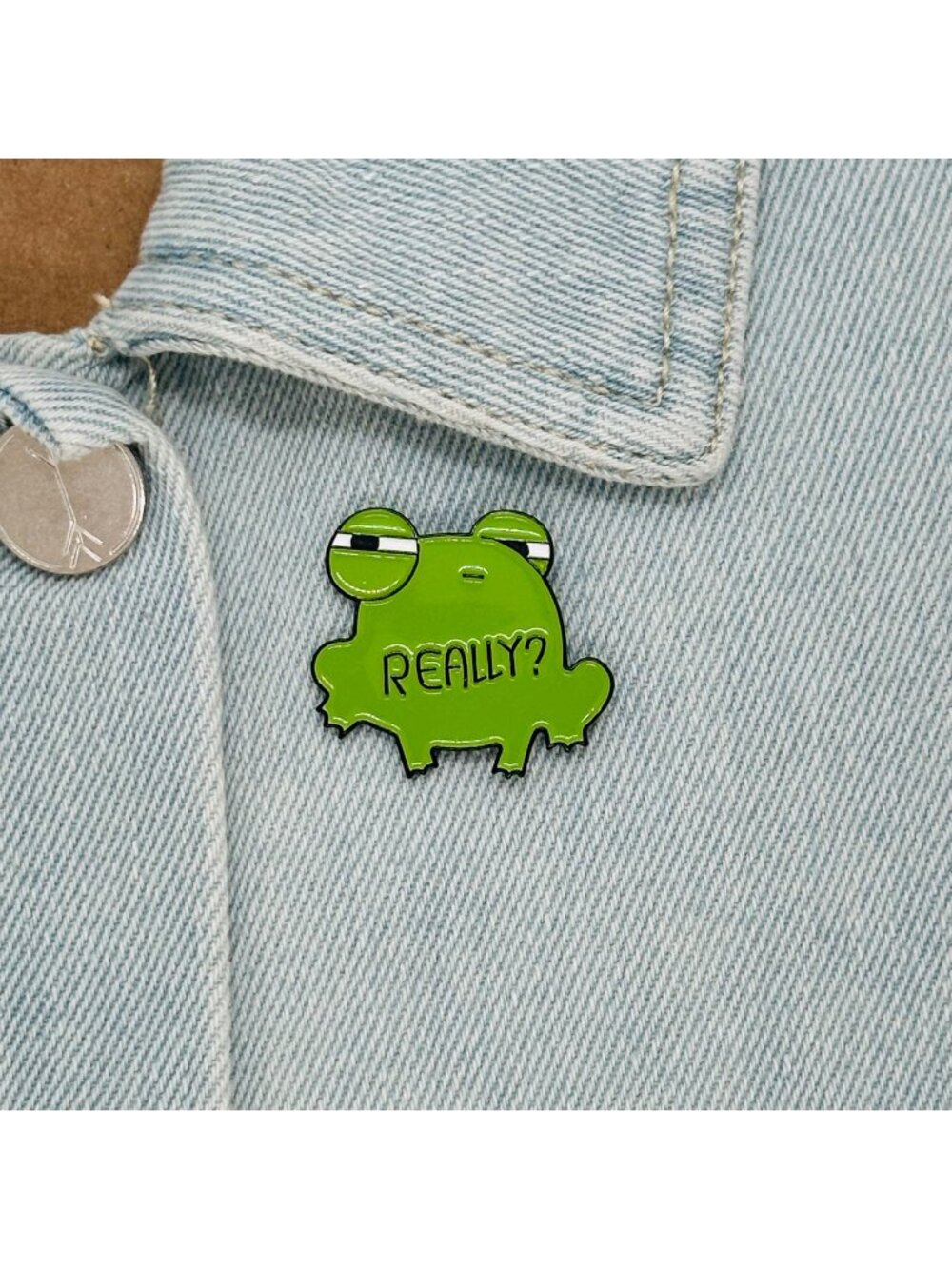 ✨Cartoon Green Cute frog letters Enamel Pin Animal Alloy Metal Brooch✨